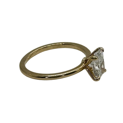 18k yg Lab Grown Rect. Modified brilliant Solitaire Ring w/Diamond Cert.