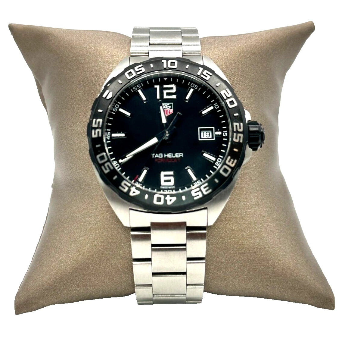 TAG Heuer Mens Silver Tone Black Dial Quartz Watch