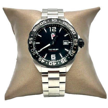 TAG Heuer Mens Silver Tone Black Dial Quartz Watch